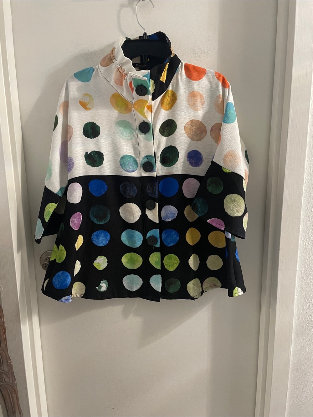 Damee, Inc. medium Artsy Multi Polka s/s Jacket Blazer W/moveable wire collar